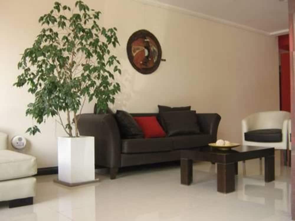Dakar Hotel 3*